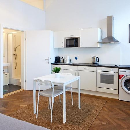 וינה Nice Studio Close To Metro III מראה חיצוני תמונה