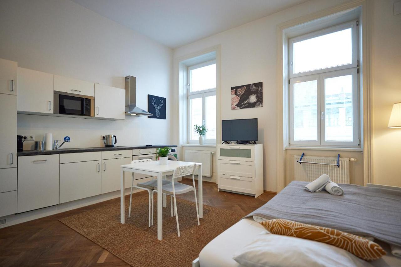 וינה Nice Studio Close To Metro III מראה חיצוני תמונה